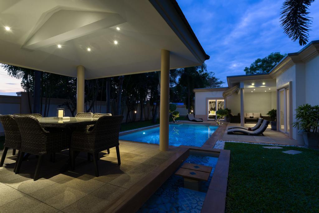 Luxury Pool Villa 3Br 6-8 Persons (Adults Only) Pattaya Luaran gambar