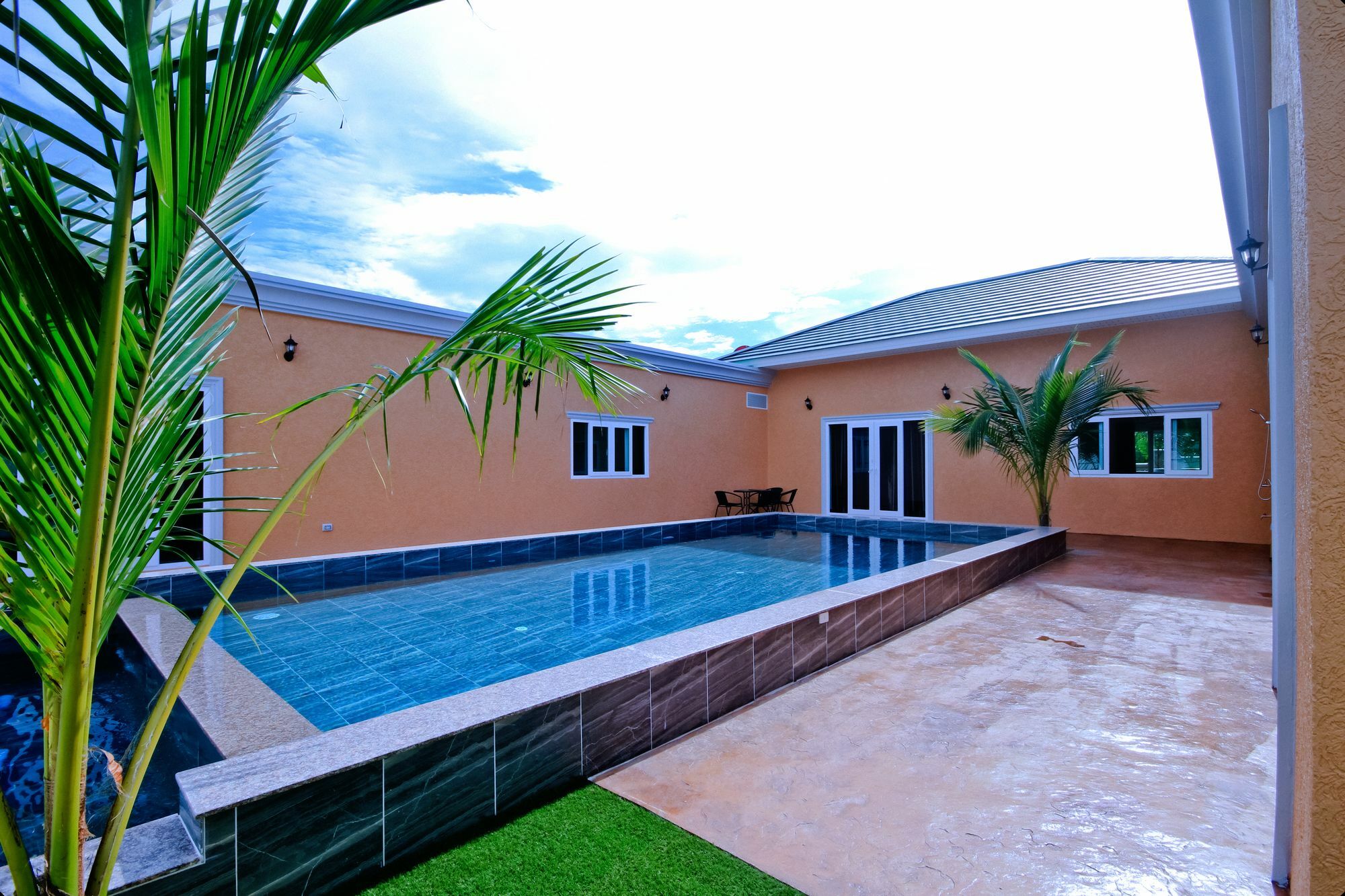 Luxury Pool Villa 3Br 6-8 Persons (Adults Only) Pattaya Luaran gambar