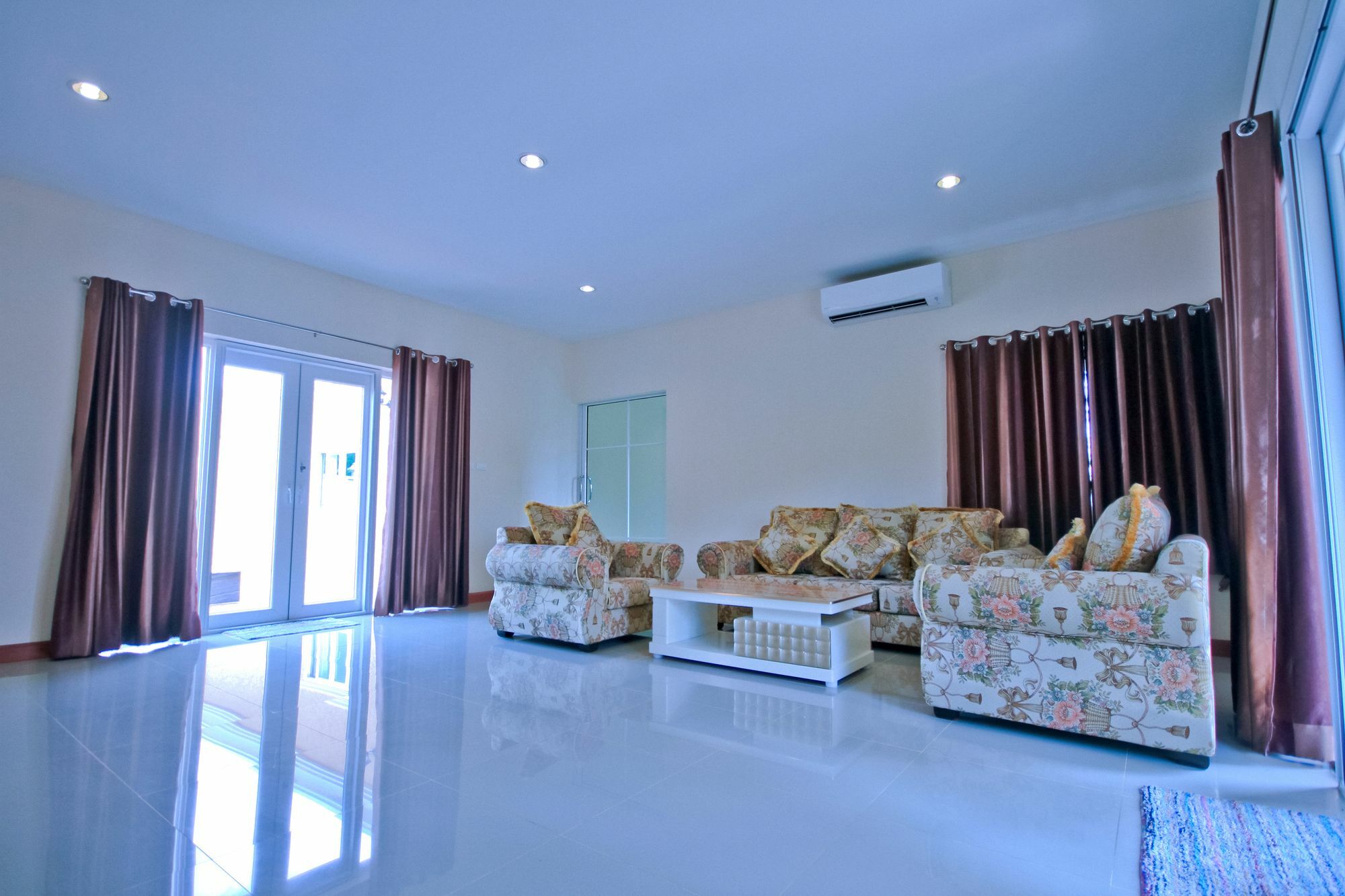 Luxury Pool Villa 3Br 6-8 Persons (Adults Only) Pattaya Luaran gambar
