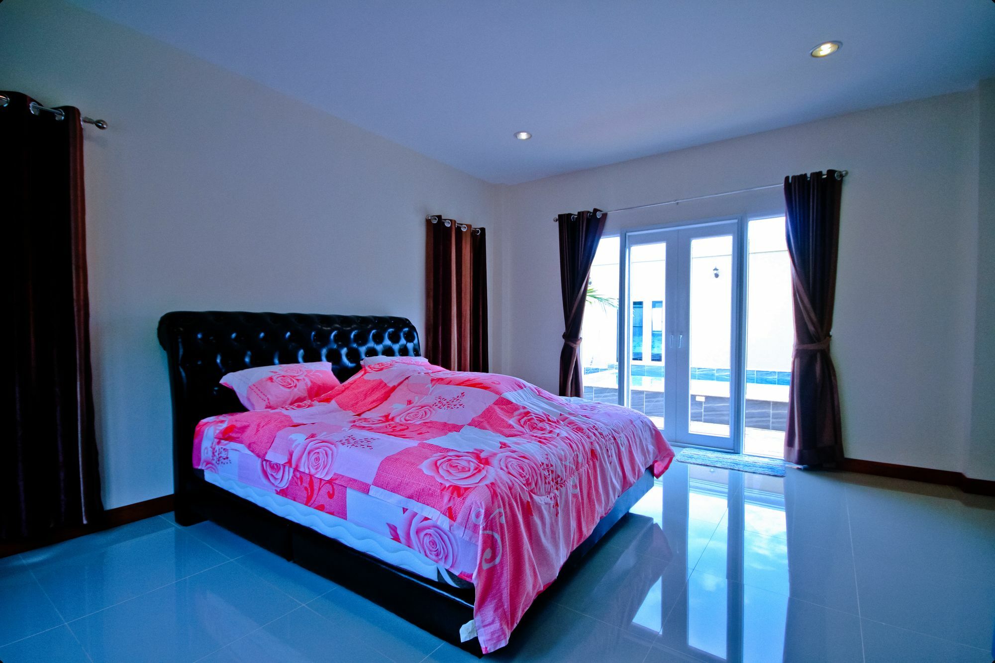 Luxury Pool Villa 3Br 6-8 Persons (Adults Only) Pattaya Luaran gambar