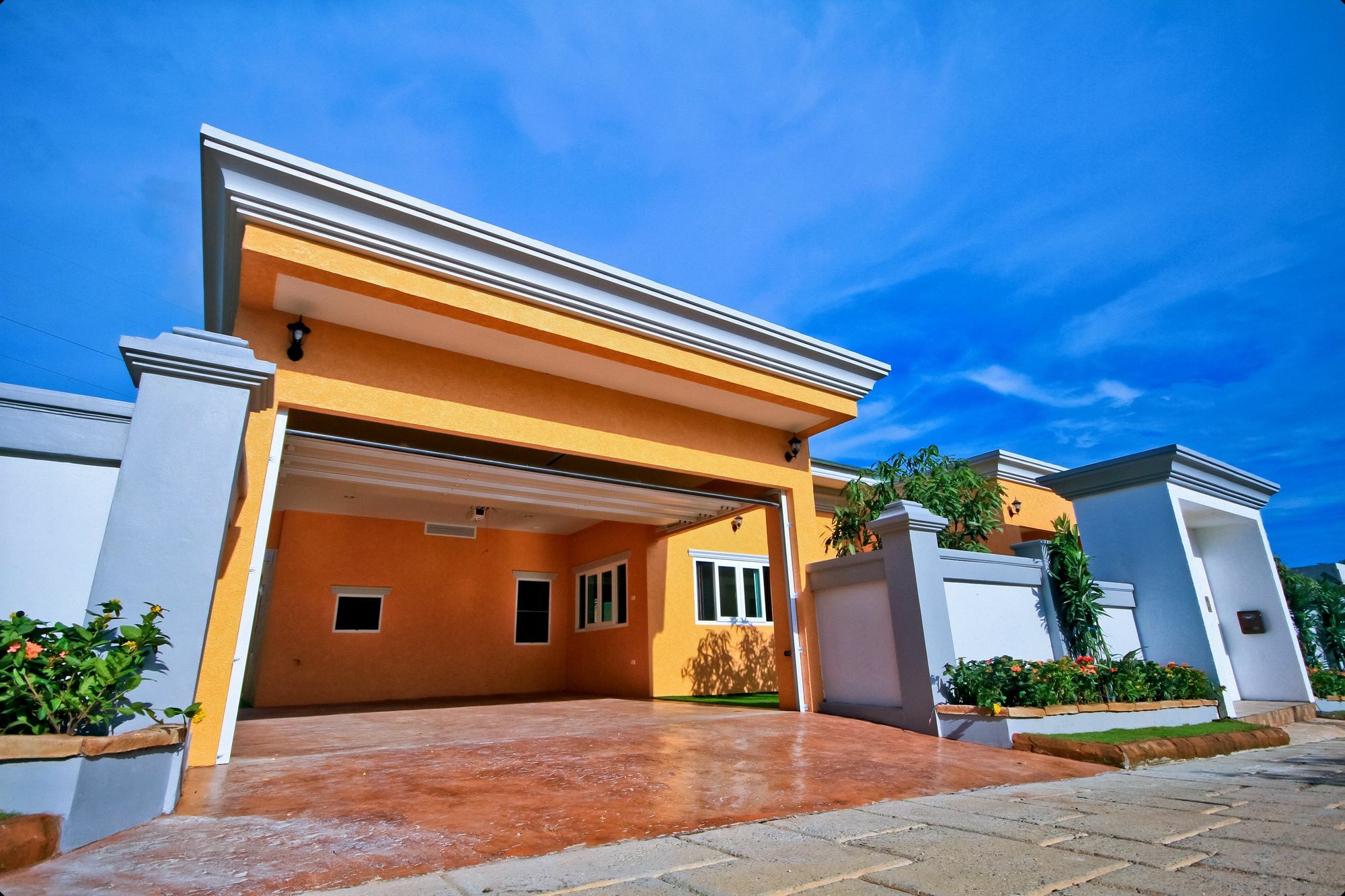 Luxury Pool Villa 3Br 6-8 Persons (Adults Only) Pattaya Luaran gambar