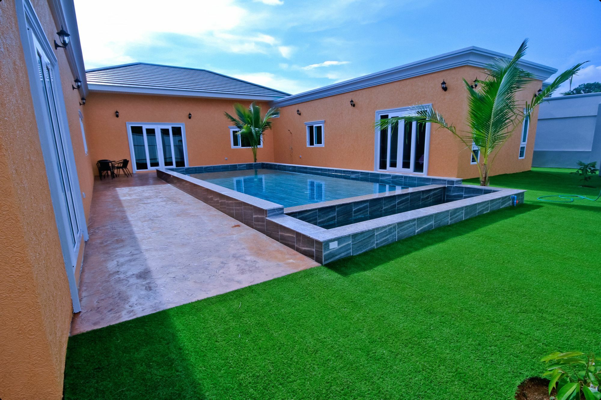 Luxury Pool Villa 3Br 6-8 Persons (Adults Only) Pattaya Luaran gambar